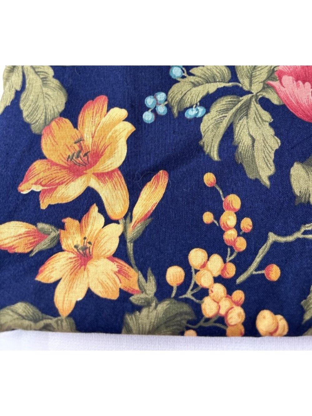 Cranston Home 1/2 yard  x 44" Cotton Fabric Bold Floral Navy Garden